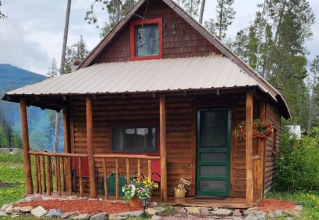 Cabins, Bear Creek Guest Ranch