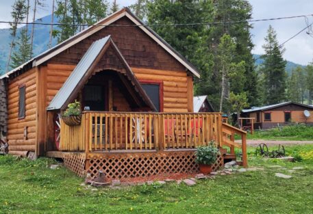 Cabins, Bear Creek Guest Ranch